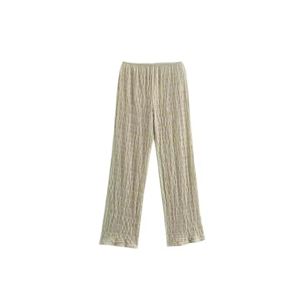 Beiges Loungewear-Set mit Strickjacke und Hose