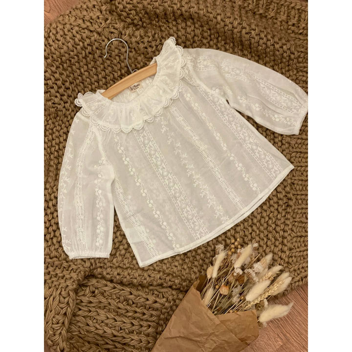 Weiße Bluse